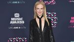 Keserasian Nicole Kidman dan Keith Urban di CMT Music Awards 2016
