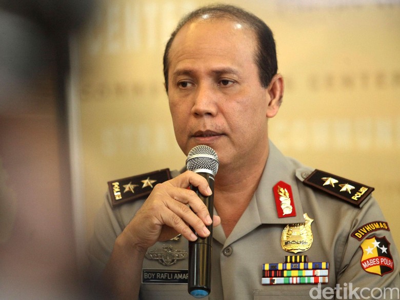 Bom Meledak di Depan Gereja Samarinda, Polri: Tetap Tenang, Jangan Terpancing Bom Meledak di Depan Gereja Samarinda, Polri: Tetap Tenang, Jangan Terpancing