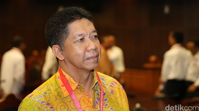 Ahli komunikasi politik Effendi Gazali