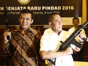 Digeser dari Pindad, Silmy Karim Dijanjikan Posisi Baru