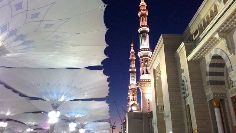 Bom Bunuh Diri Meledak di Pos Keamanan di Dekat Masjid Nabawi Bom Bunuh Diri Meledak di Pos Keamanan di Dekat Masjid Nabawi