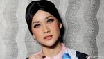 Gaya BCL Berhijab Turban di Bulan Ramadan