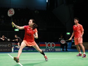 Praveen/Debby Hadapi Riky/Richi di Perempatfinal