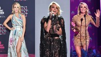 Penyanyi Carrie Underwood tampil mengenakan tiga busana di ajang CMT Music Awards 2016. Getty Images for CMT/detikFoto.