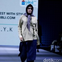 IKYK for Blibli.com Muslim Fashion Festival 2016 at Plaza Selatan. Istora Senayan. Jakarta. [Foto: Mohammad Abduh/Wolipop]