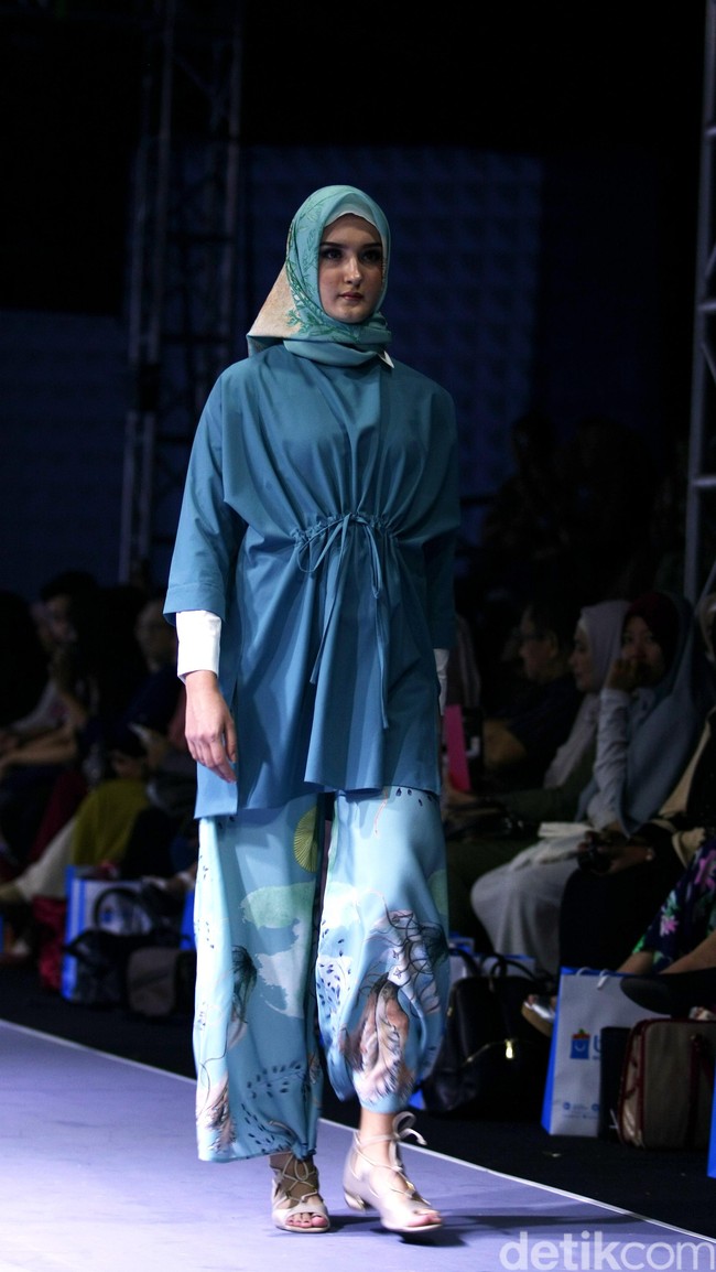 Ria Miranda for Blibli.com Muslim Fashion Festival 2016 at Plaza Selatan. Istora Senayan. Jakarta. [Foto: Mohammad Abduh/Wolipop]