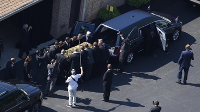 Jenazah Muhammad Ali Dibawa ke Pemakaman