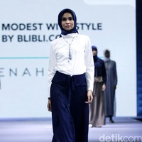 Jenahara for Blibli.com Muslim Fashion Festival 2016 at Plaza Selatan. Istora Senayan. Jakarta. [Foto: Mohammad Abduh/Wolipop]