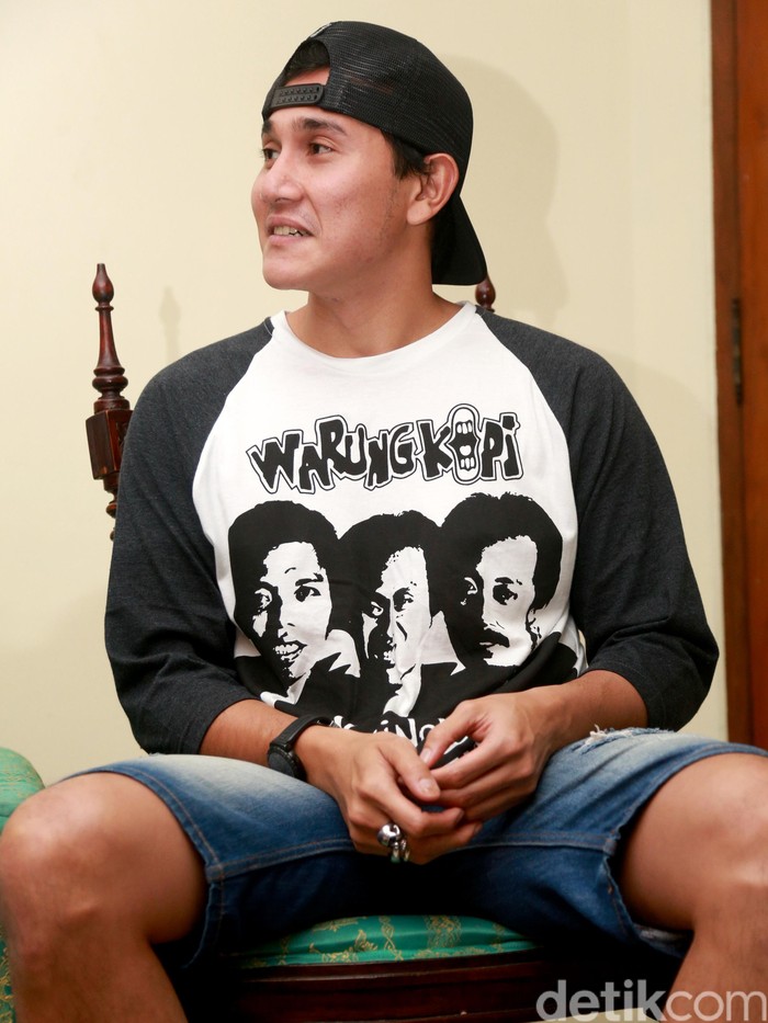 Demi Total Perankan Kasino, Vino Bastian Rajin Nonton Film Warkop DKI