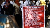 Salah satunya adalah penerapan Qlue untuk tingkat RT dan RW.
