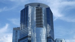 Siapa yang Punya Ritz Carlton? Ini Dia Orangnya