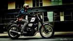 SCR950, Motor Retro Scrambler Yamaha