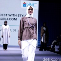 Jenahara for Blibli.com Muslim Fashion Festival 2016 at Plaza Selatan. Istora Senayan. Jakarta. [Foto: Mohammad Abduh/Wolipop]