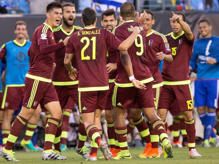 Venezuela dan Meksiko Lolos ke Perempatfinal