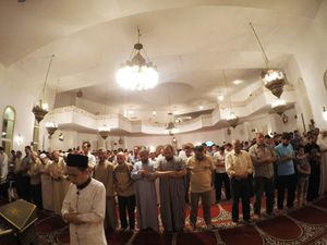 Bacaan Dzikir dan Doa setelah Salat Witir Menurut Hadits