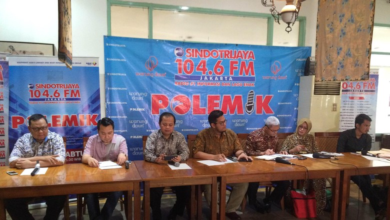 UU Pilkada Dianggap Kemunduran Bagi KPU yang Merupakan Lembaga Netral UU Pilkada Dianggap Kemunduran Bagi KPU yang Merupakan Lembaga Netral