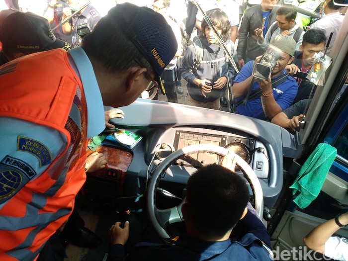 Dirjen Hubdat Kemenhub Pantau Terminal Leuwi Panjang: Ini Parah Bau Pesingnya!