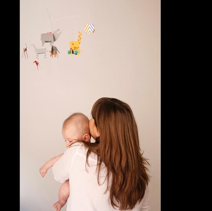 Momen Ajaib Saat Para Ibu Menidurkan Bayinya