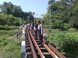 Pelajar SD Tewas Tersambar Kereta Penataran Saat Bermain