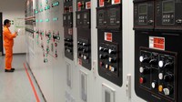 PLTDG Pesanggaran terdiri dari empat blok dimana masing-masing blok memiliki tiga unit mesin, didesain menggunakan tiga jenis bahan bakar yaitu HSD (High Speed Diesel), MFO (Marine Fuel Oil), dan Gas. Agus Trimukti/Humas PLN