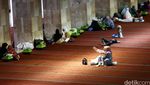 Mengisi Waktu Luang di Masjid Istiqlal
