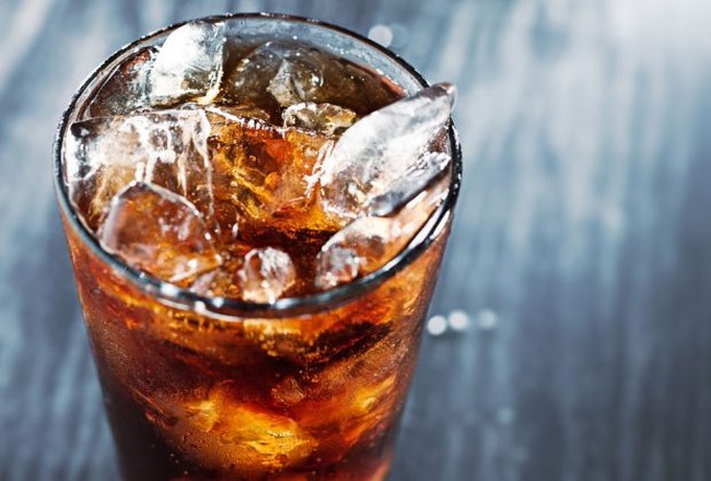 Kalau Sering Dikonsumsi, Makanan dan Minuman Ini Bisa Menggerogoti Kesehatan Anda (1)