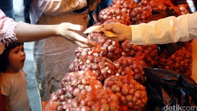Operasi Pasar Tekan Harga Pangan