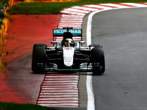 Pole Milik Hamilton, Rio Start ke-20