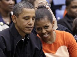 Obama Ketika Masih Lengket dengan BlackBerry