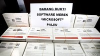 Kerugian yang dialami oleh pihak Microsoft Corporation dengan adanya penjualan kepingan CD progam Software Microsoft Windows yang palsu senilai Rp 1 Milyar.
