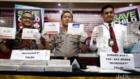 Hal tersebut dijelaskan Kabid Humas Polda Metro Jaya, Kombes POL Awi Setiyono yang didampingi oleh Sekjen Masyarakat Indonesia Anti Pemalsuan (MIAP) Justisiari P. Kusumah dalam jumpa pers di Mapolda Metro Jaya, Jakarta, Senin (13/6).