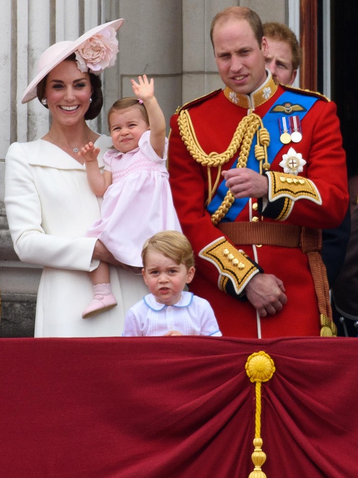 Gemes! George dan Charlotte Curi Perhatian di Parade Ultah Ratu Elizabeth