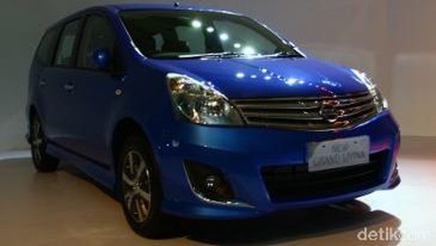 Livina Autech 2011