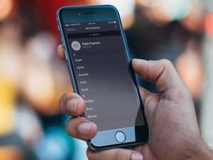 Mau Gelap-gelapan di iPhone? Begini Caranya