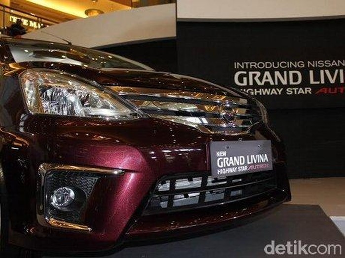 Nissan Grand Livina Anyar Gunakan Platform Mitsubishi