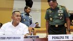 Menhan dan Panglima TNI Raker Dengan Komisi I