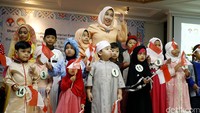 Selain bazar terdapat juga lomba untuk anak-anak.