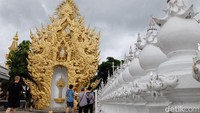 Sang seniman tersebut menyampaikan pesan-pesan simbolisme melalui karyanya yang sesuai filosofi Budha. Tak ketinggalan, ada gambaran surga neraka yang disisipkan di dalam kuilnya (Baban/detikTravel)