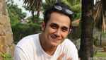 Vicky Nitinegoro dan Uus Boncengan, Mau ke Mana?