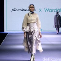 Aadyaksa by Ria Miranda for Wardah heart of Beauty Muslim Fashion Festival 2016 at Plaza Selatan. Istora Senayan. Jakarta. [Foto: Mohammad Abduh/Wolipop]