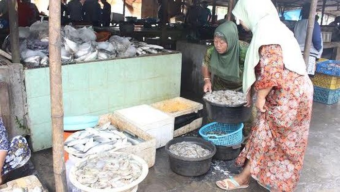 Nelayan Tak Melaut, Harga Ikan Laut Ikut Naik