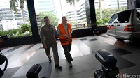 Doddy Aryanto Supeno tiba di gedung KPK, Jakarta, Selasa (14/6/2016).