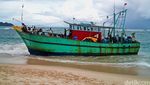 Kapal Berisi 44 Warga Etnis Tamil Terdampar di Aceh