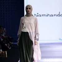 Aadyaksa by Ria Miranda for Wardah heart of Beauty Muslim Fashion Festival 2016 at Plaza Selatan. Istora Senayan. Jakarta. [Foto: Mohammad Abduh/Wolipop]