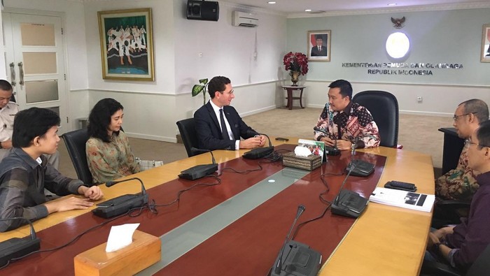 Bertemu Menpora, Manor Bicarakan Masa Depan Rio