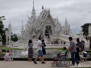 Khusus Wanita, Jalan-jalan ke Thailand Pada Agustus Ini Lebih Istimewa