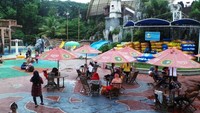 Ada setidaknya 4 tipe kolam renang yang bisa traveler coba. Mulai dari Pirate Kids Pool hingga kolam berarus di Lazy River (Wahyu/detikTravel)