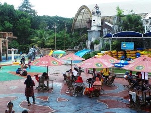 Masih Sedikit Wisman ke Taman Rekreasi di Indonesia, Kenapa Sih?