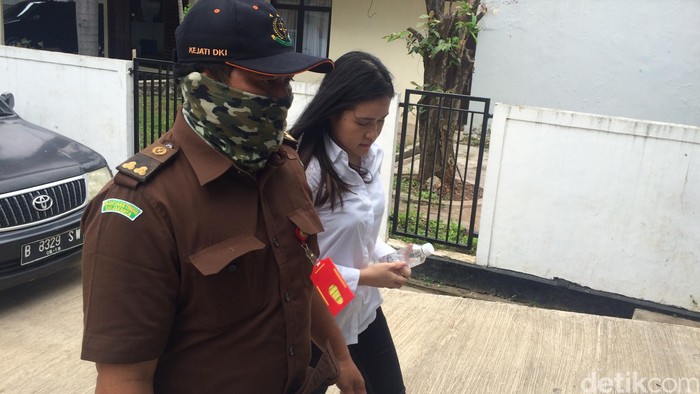 Usai Sidang, Jessica Bungkam dan Tertunduk Menuju Rutan Pondok Bambu