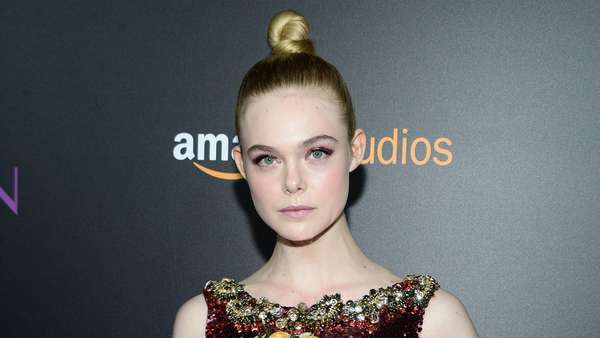 Elle Fanning yang Makin Wow Beranjak Dewasa Elle Fanning yang Makin Wow Beranjak Dewasa